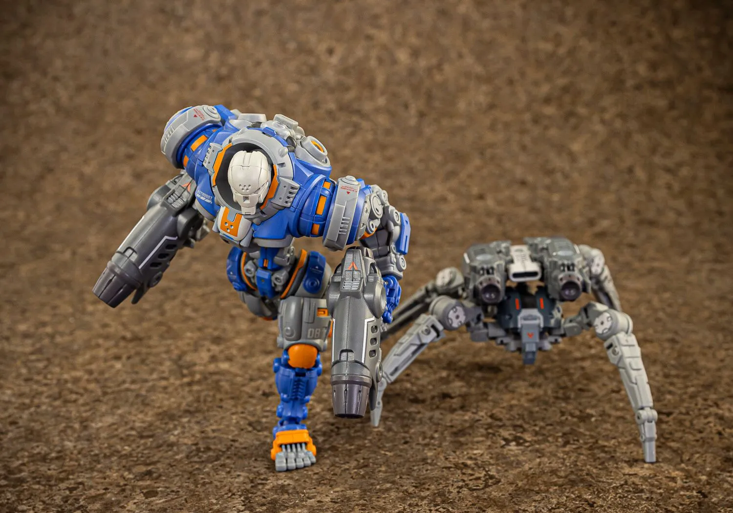 Toy Notch - Astrobots A03 Tarantula and Wasp 2 Pack